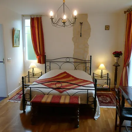 Frühstückspension La Vasconia - Chambres D'hotes La Celle-Saint-Cloud
