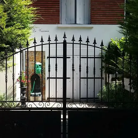 La Vasconia - Chambres D'hotes Frühstückspension La Celle-Saint-Cloud
